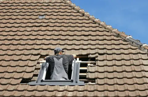 Pose de velux - Belle-Isle-en-Terre